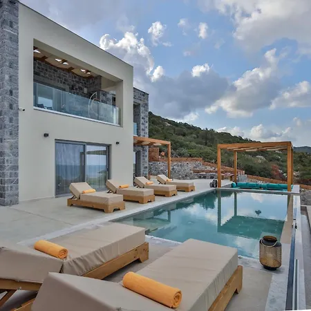 Sunny Drops By Estia Villa